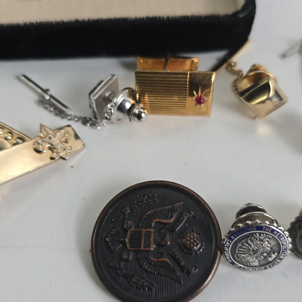 Gold and Silver Men's Accessory Set